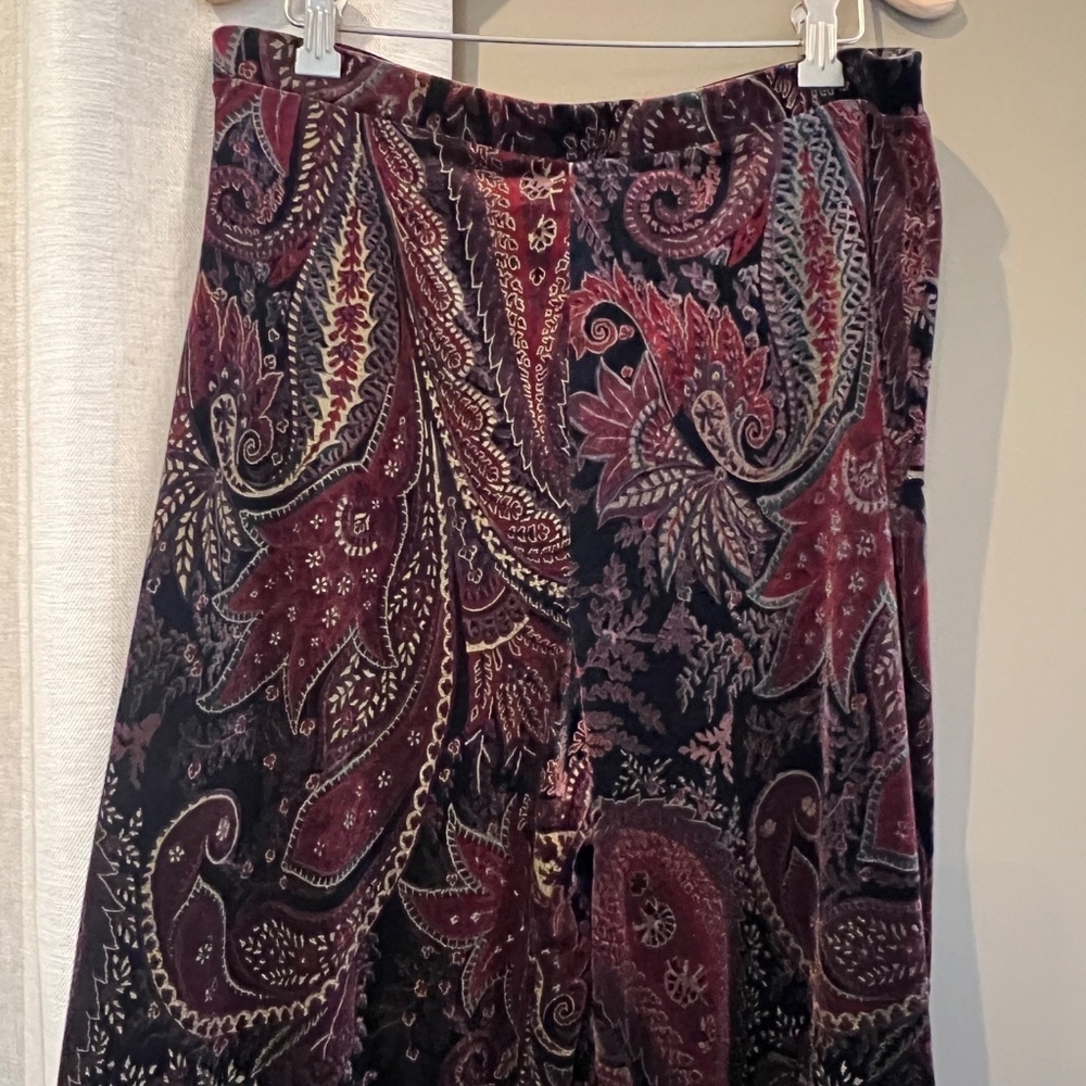Coldwater Creek Women's Paisley Velvet Straight Leg Pant, Size Medium